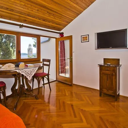 Castle Stambuk Διαμέρισμα *