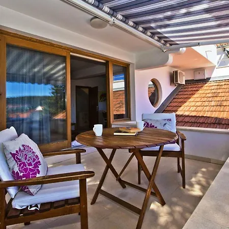 Castle Stambuk Διαμέρισμα Χβαρ