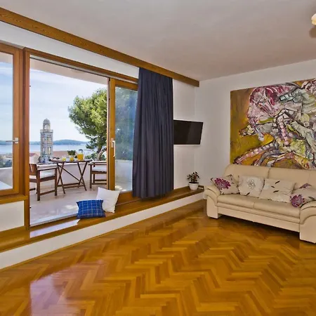 Castle Stambuk Apartman