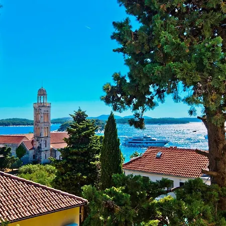 Castle Stambuk Daire Hvar Town