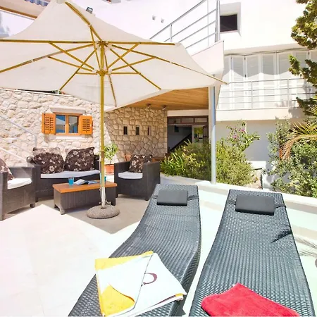 Apartman Castle Stambuk