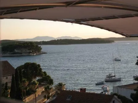 Castle Stambuk Apartman Hvar Town