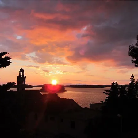 Castle Stambuk Apartman