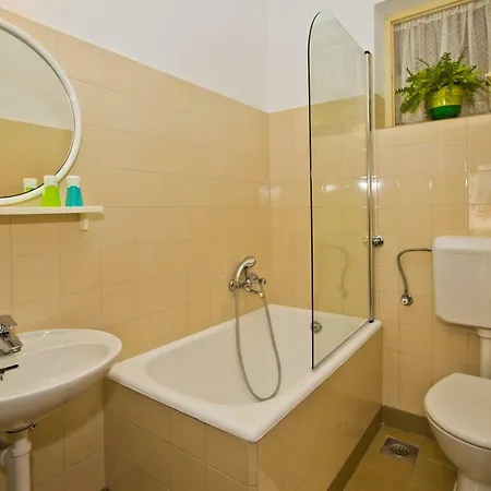 Castle Stambuk Apartman *